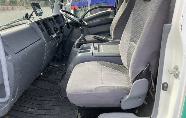 2010 Flat Body Truck Isuzu Forward PKG-FRR90S1 - Image 8