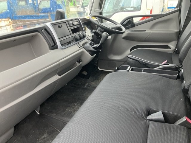2021 Flat Body Truck Mitsubishi Fuso Canter 2PG-FEB50 - Image 8