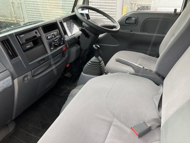 2017 Double Cab Truck Isuzu Elf TRG-NJR85A - Image 8