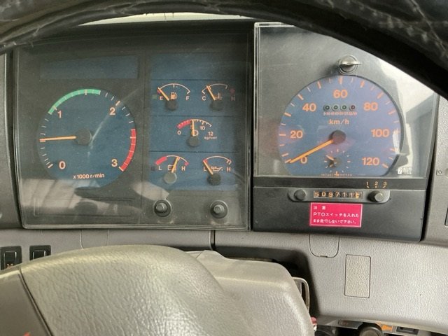 1992 Chassis Truck Hino Profia U-FS3FUBA - Image 9