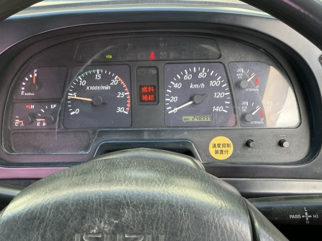 2012 Garbage Truck Isuzu Giga QKG-CXZ77AT - Image 9