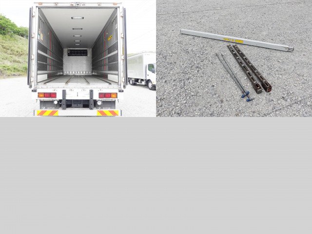 2009 Freezer Refrigerator Truck Mitsubishi Fuso Fighter PDG-FQ62F - Image 10