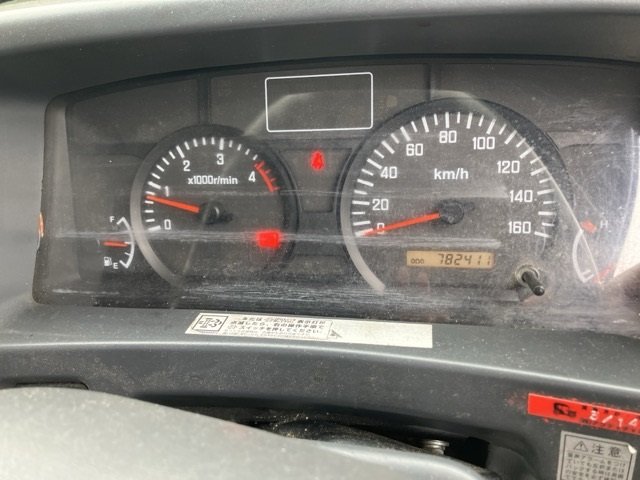2010 Van Wing Isuzu Elf BKG-NPR85AN - Image 10