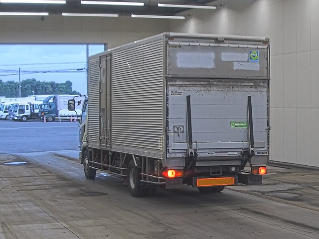 2010 Van Wing Mitsubishi Fuso Fighter PDG-FK74F - Image 3
