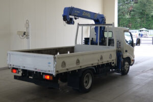 2011 Crane Truck Hino Dutro SKG-XZU650M - Image 3