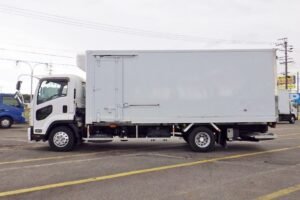 2018 Freezer Refrigerator Truck Isuzu Forward 2PG-FRR90S2