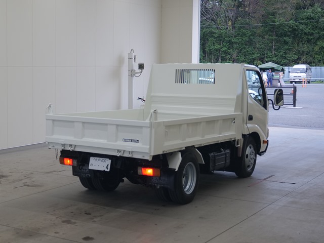 2011 Dump Tipper Truck Hino Dutro BKG-XZU314T - Image 4