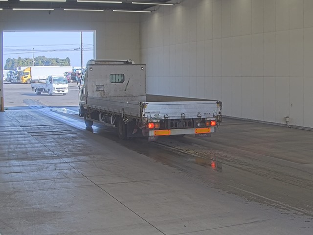 2007 Flat Body Truck Mitsubishi Fuso Fighter PA-FK64F - Image 4