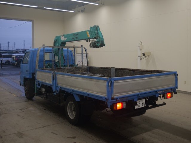 1986 Crane Truck Isuzu Elf P-NPR59PR - Image 4