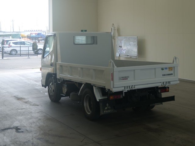 2016 Dump Tipper Truck Mitsubishi Fuso Canter TPG-FBA60 - Image 4