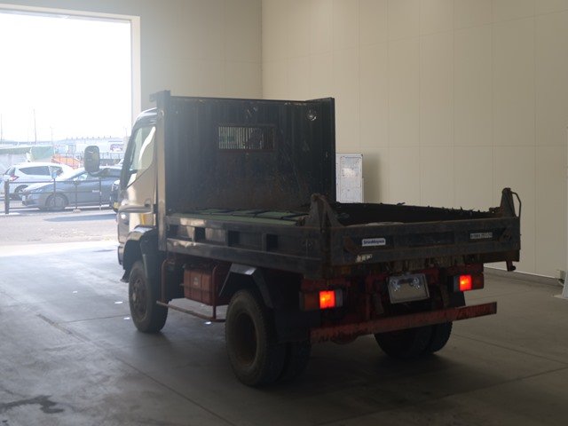 2006 Dump Tipper Truck Mitsubishi Fuso Canter PA-FG73DCD - Image 4