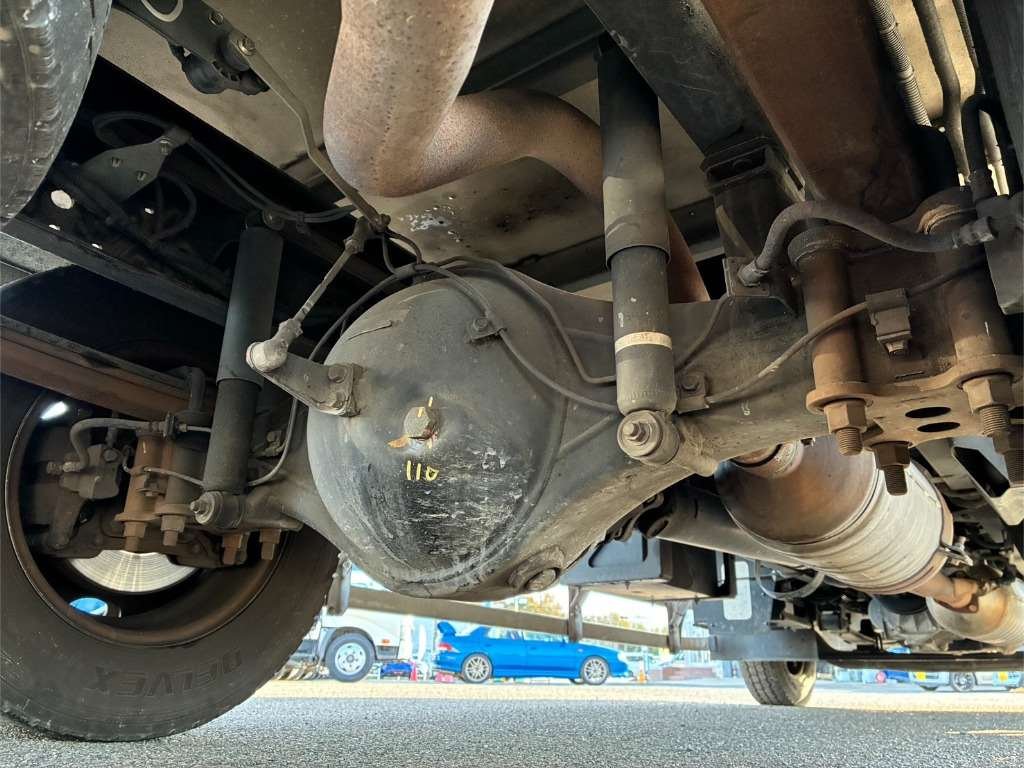 2016 Freezer Refrigerator Truck Mitsubishi Fuso Canter FEB50 - Image 11