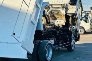 2017 Dump Tipper Truck Isuzu Forward FRR90S1