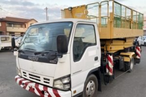 2005 Aerial Platform Isuzu Elf PB-NPR81AN