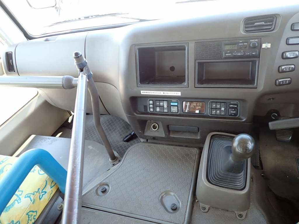 2004 Bus Mitsubishi Fuso Rosa KK-BE63CE - Image 12