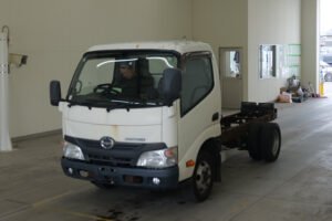 2015 Chassis Truck Hino Dutro TKG-XZU645M