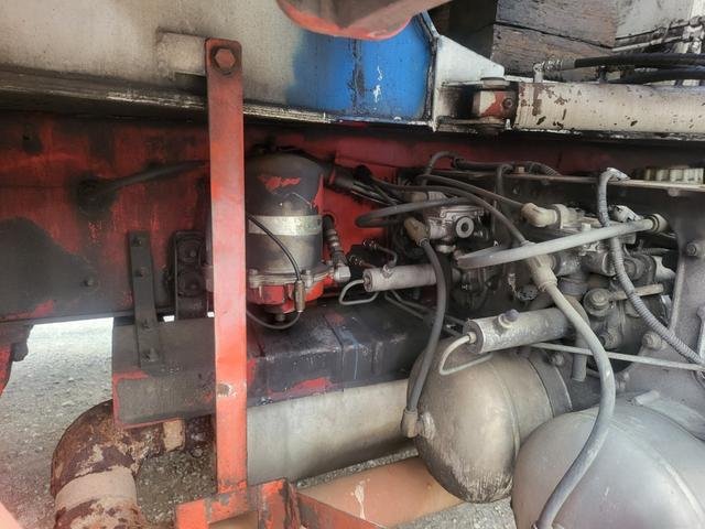 2002 Concrete Pump Truck Isuzu Giga KL-CYZ81Q3 - Image 12