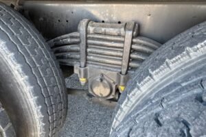 2003 Dump Tipper Truck UD Nissan Quon KL-CD55J