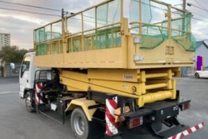 2005 Aerial Platform Isuzu Elf PB-NPR81AN