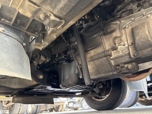 2004 Flat Body Truck Mitsubishi Fuso Canter Guts KK-FB70ABX - Image 13