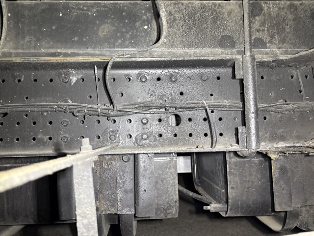 2015 Flat Body Truck Isuzu Forward SKG-FSR90S2 - Image 13