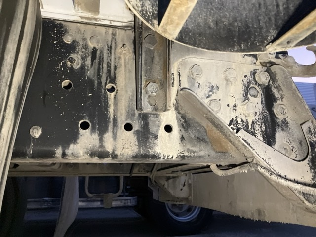 2015 Concrete Mixer Truck Mitsubishi Fuso Fighter QDG-FQ62F - Image 14