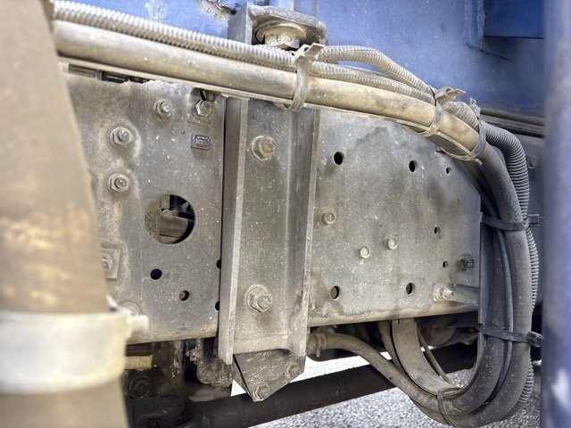 2014 Tank Truck Mitsubishi Fuso Fighter TKG-FK61F - Image 15