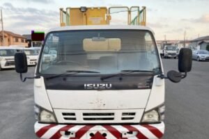 2005 Aerial Platform Isuzu Elf PB-NPR81AN