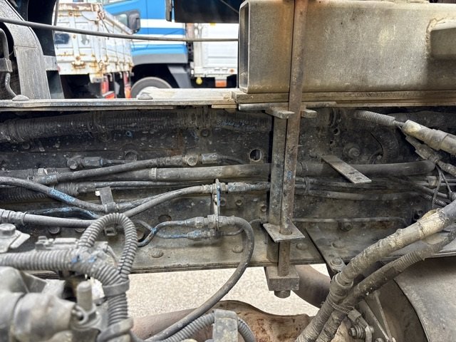 2003 Concrete Mixer Truck Isuzu Giga KL-CXZ73K3 - Image 18