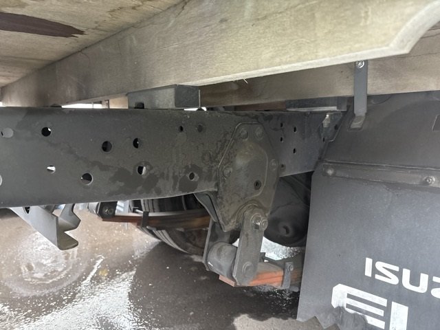 2017 Double Cab Truck Isuzu Elf TRG-NJR85A - Image 18