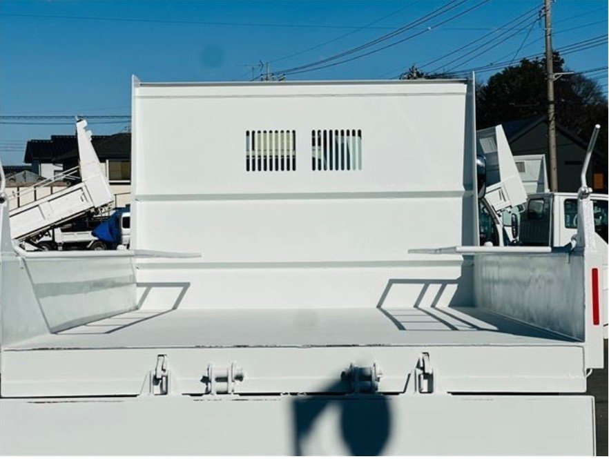 2015 Dump Tipper Truck Isuzu Forward TKG-FRR90S1 - Image 19