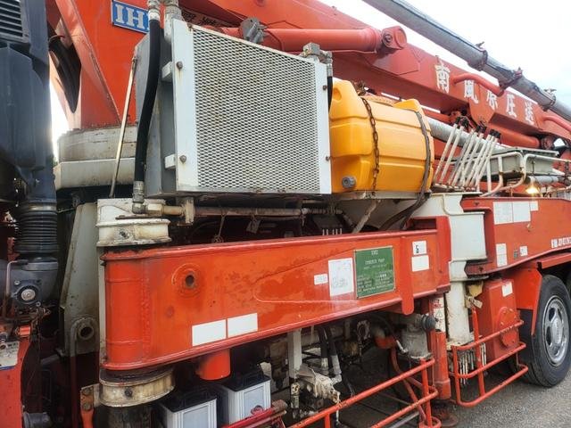 2002 Concrete Pump Truck Isuzu Giga KL-CYZ81Q3 - Image 19