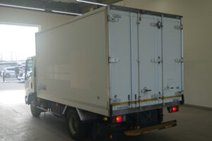 2017 Freezer Refrigerator Truck Isuzu Elf TSG-NPR85AN