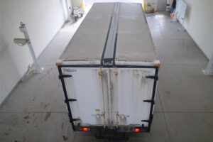 2010 Van Wing Mitsubishi Fuso Canter PDG-FE82D
