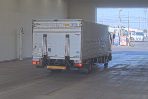 2008 Van Wing Mitsubishi Fuso Fighter PDG-FK64F