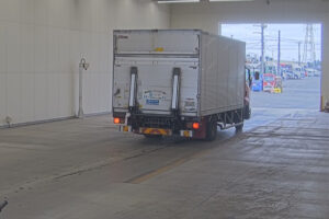 2014 Van Wing Isuzu Forward TKG-FRR90S2