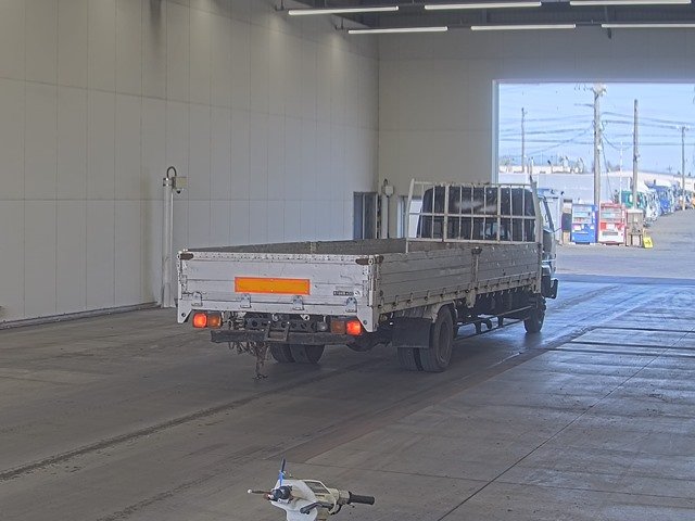 1987 Flat Body Truck Isuzu Forward P-NRR12N - Image 5