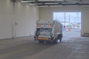 2007 Garbage Truck Isuzu Forward PKG-FRR90S2