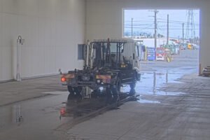 2004 Arm Roll Isuzu Forward PB-FRR35E3S