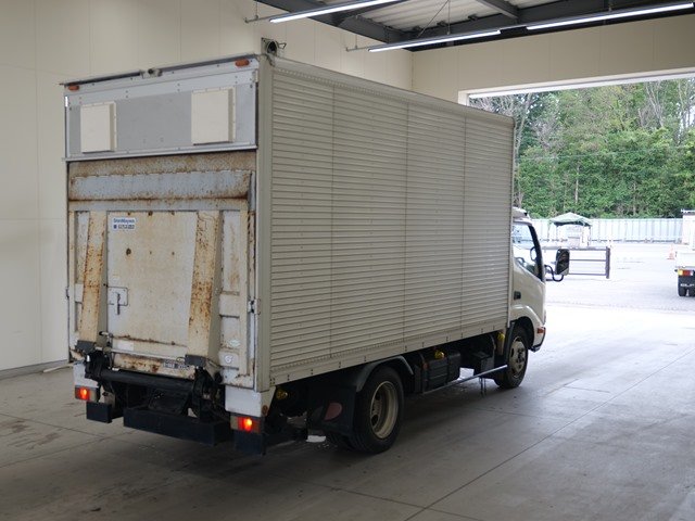 2011 Van Wing Hino Dutro BKG-XZU344M - Image 5