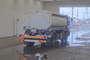 2013 Tank Truck Isuzu Giga QKG-CYG77AM