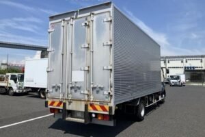 2017 Van Wing Mitsubishi Fuso Fighter TKG-FK64F