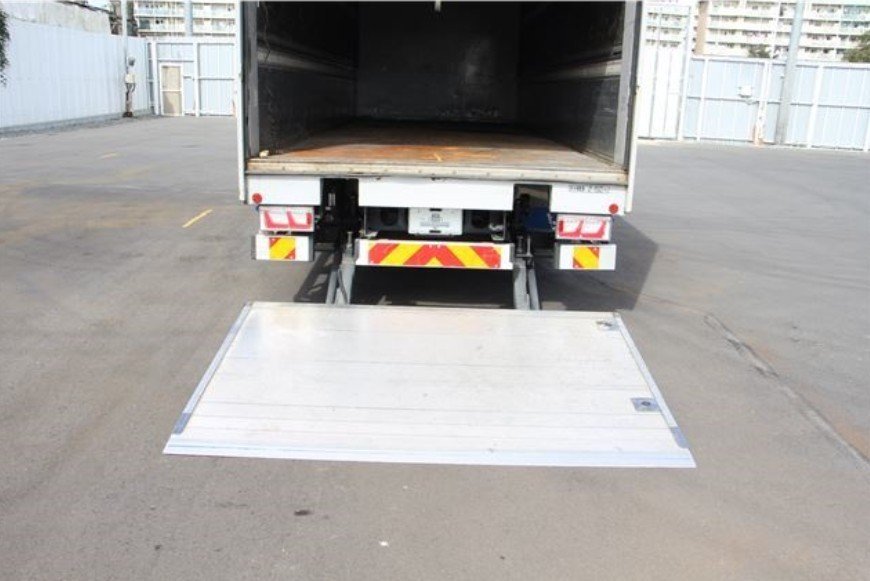 2016 Van Wing Mitsubishi Fuso Fighter TKG-FK61F - Image 21