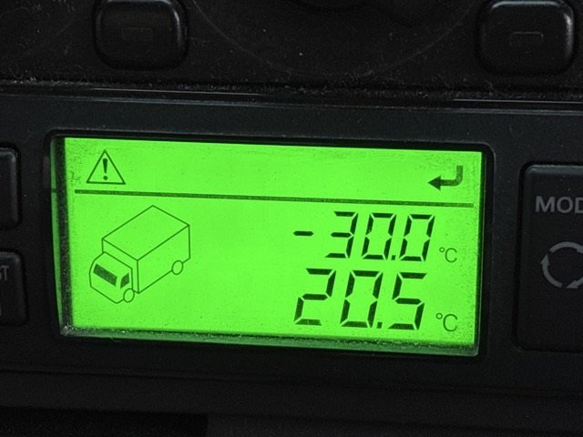 2007 Freezer Refrigerator Truck Mitsubishi Fuso Canter PA-FE83DEN - Image 21