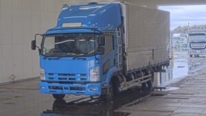 2014 Van Wing Isuzu Forward TKG-FRR90S2