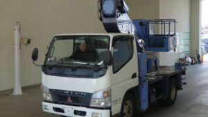 2007 Crane Truck Mitsubishi Fuso Canter PA-FE73DB