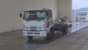 2016 Chassis Truck Isuzu Forward TKG-FRR90T2