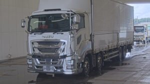 2018 Van Wing Isuzu Giga 2PG-CYJ77C