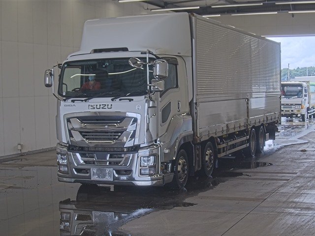 2018 Van Wing Isuzu Giga 2PG-CYJ77C