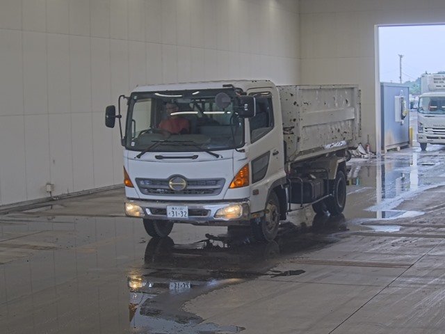 2002 Arm Roll Hino Ranger KK-FC1JEEA